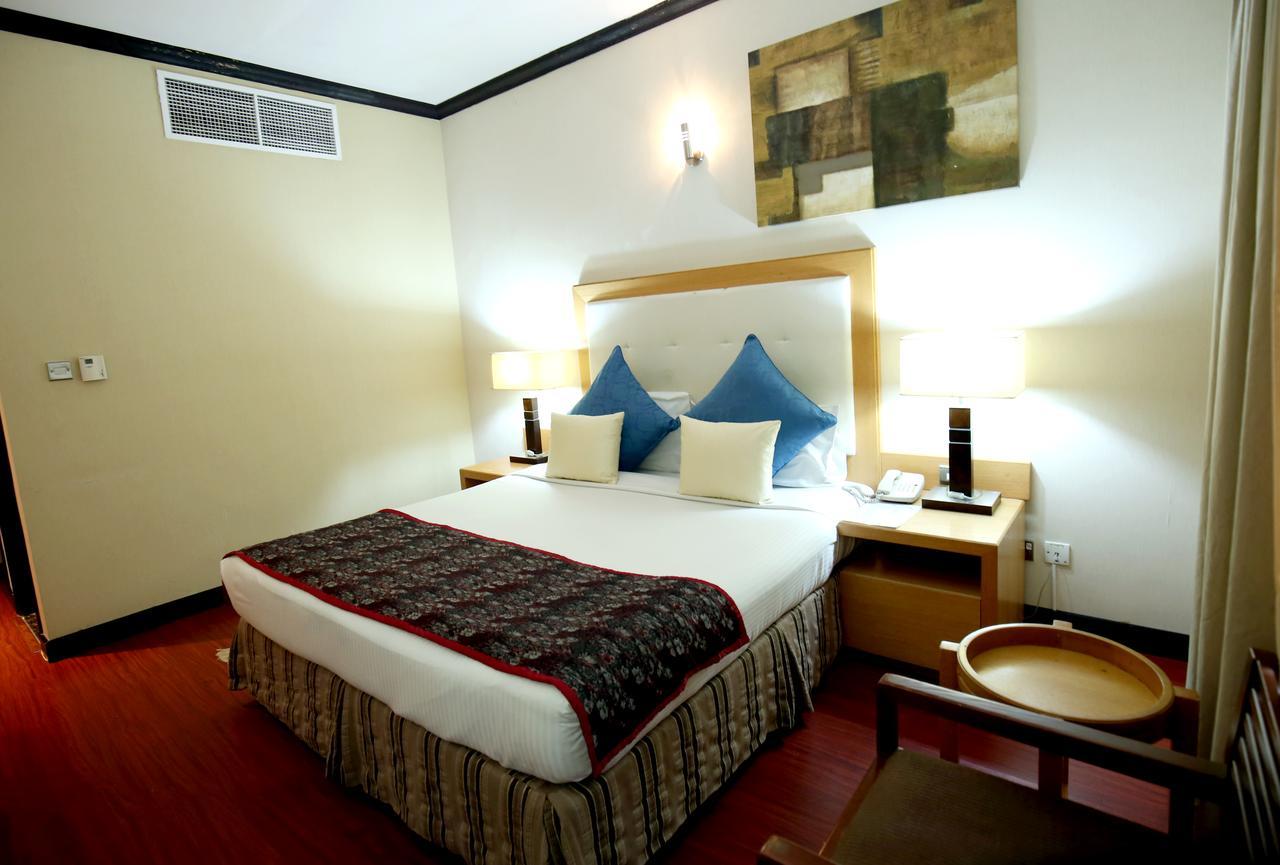 London Crown Hotel Dubaj Kültér fotó
