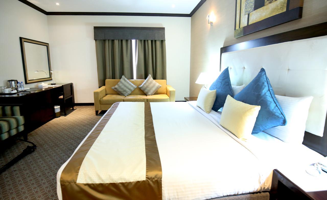 London Crown Hotel Dubaj Kültér fotó
