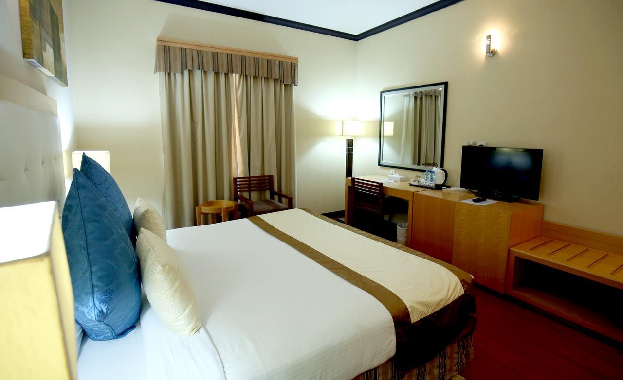 London Crown Hotel Dubaj Kültér fotó