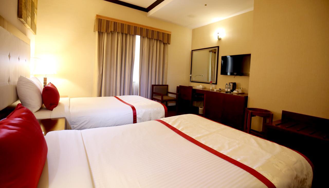 London Crown Hotel Dubaj Kültér fotó